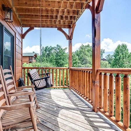 Gatlinburg Cabin With Private Hot Tub By Staycating Eksteriør bilde