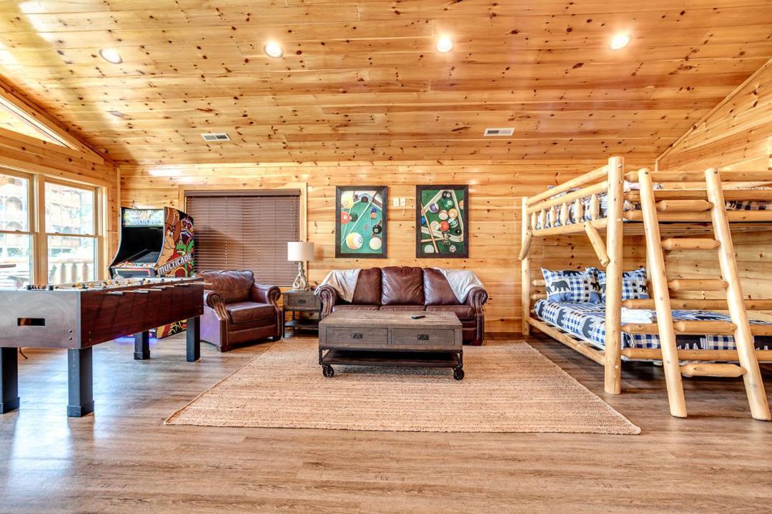 Gatlinburg Cabin With Private Hot Tub By Staycating Eksteriør bilde