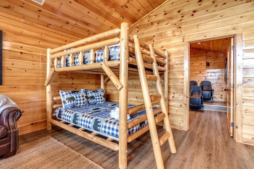 Gatlinburg Cabin With Private Hot Tub By Staycating Eksteriør bilde